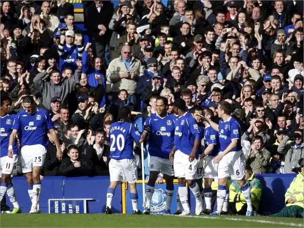 Joleon Lescott Scores the Decisive Goal: Everton's Victory over Stoke City in the 08 / 09 Barclays Premier League