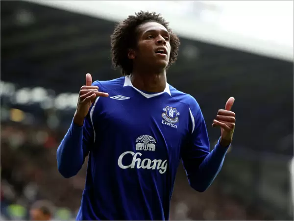 Everton's Jo Celebrates First Goal Against Stoke City in Barclays Premier League at Goodison Park (14 / 3 / 09)