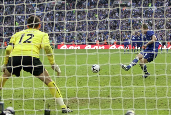 Everton's Phil Jagielka Scores the FA Cup Semi-Final Winning Penalty Against Manchester United at Wembley Stadium (April 19, 2009)