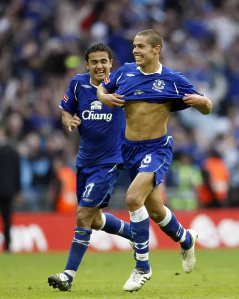 Everton's Glory: Rodwell and Cahill's FA Cup Semi-Final Penalty Victory Over Manchester United