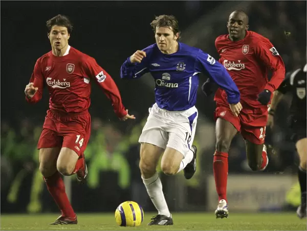 Kevin Kilbane: Beating Xabi Alonso and Mohamed Sissoko to the Ball