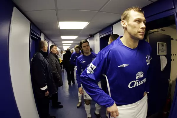 Steely Leader Duncan Ferguson Gears Up for Everton's Big Match