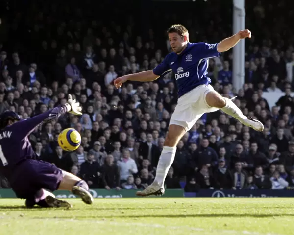 James Beattie's Thrilling Goal for Everton