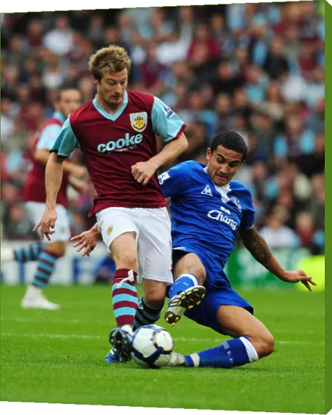 Soccer - Barclays Premier League - Burnley v Everton - Turf Moor