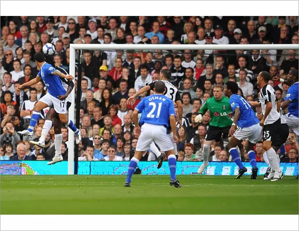 Tim Cahill's Historic First Goal for Everton in the Premier League: Fulham vs. Everton