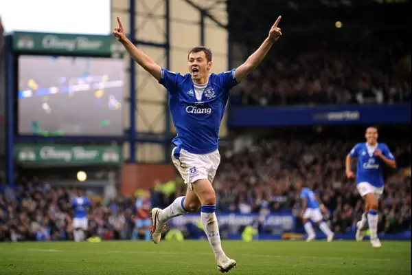 Diniyar Bilyaletdinov Scores the Opener: Everton FC vs Aston Villa, Barclays Premier League, Goodison Park