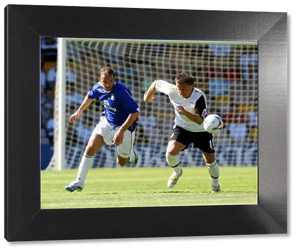 Everton's Andy van der Meyde in Thrilling Action Against Port Vale