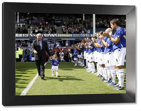 Howard Kendall and Granddaughter: A Special Pre-Match Moment at Everton