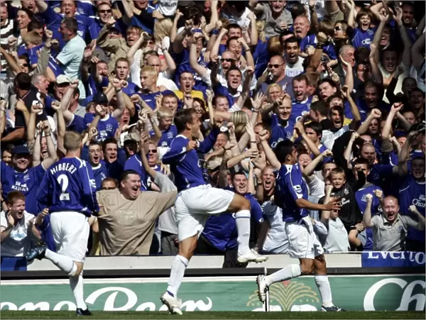 Tim Cahill's Euphoric Goal Celebration: Everton vs. Liverpool