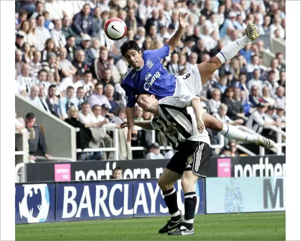 Clash of Midfield Titans: Arteta vs. Milner - Everton vs. Newcastle United, Barclays Premiership, St. James Park (2006)