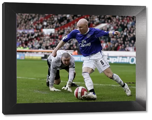 Andy Johnson vs. Paddy Kenny: A Football Battle - Sheffield United vs. Everton