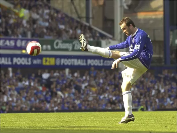 Everton v Charlton Athletic James McFadden shoots at goal