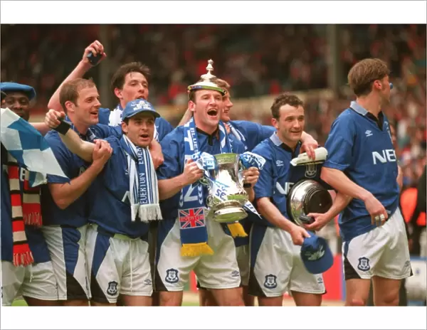 Everton's FA Cup Victory: Celebrating with the Trophy (1995)