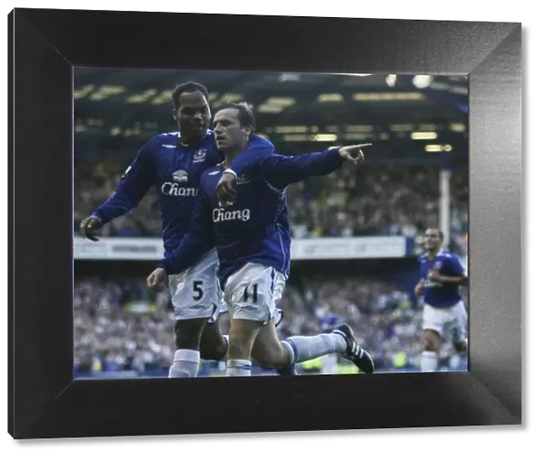 McFadden's Debut Goal: Everton's Triumph over Blackburn Rovers (07 / 08) - FA Barclays Premier League