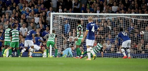Arouna Kone's Brace: Everton's 4-0 EFL Cup Domination Over Yeovil Town (Goodison Park)