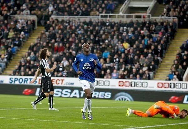 Arouna Kone's Stunner: Everton's First Goal in Newcastle United's Premier League Clash