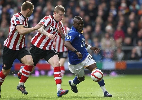 Battle for the FA Cup: Royston Drenthe vs James McClean and Phillip Bardsley - Everton vs Sunderland (Round 6, Goodison Park, 17 March 2012)
