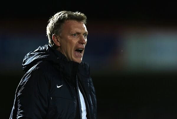 David Moyes and Everton's FA Cup Triumph: A Dominant 5-1 Victory over Cheltenham Town (07-01-2013)