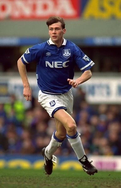 Duncan Ferguson in Action: Everton Football Club, 1994-1995 Season