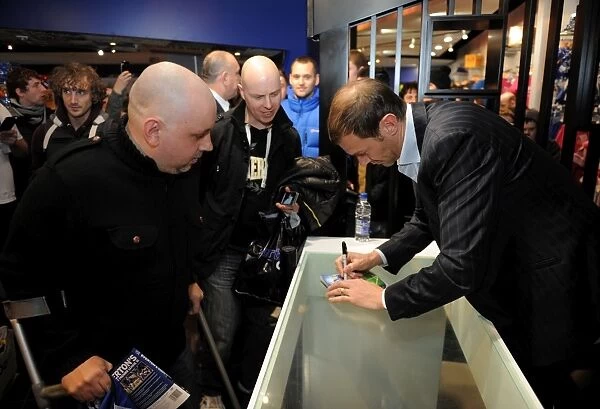 Duncan Ferguson: Signing Everton's Premier League XI DVD at Everton Two Store, Liverpool One