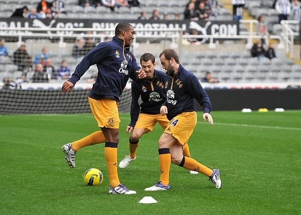 Everton FC: Distin, McFadden, Bilyaletdinov Gear Up for Newcastle United Showdown (November 2011)