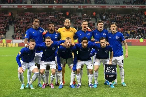 Everton Players Unite Before UEFA Europa League Showdown Against Lille OSC