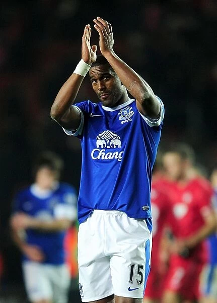 Everton's Distin Salutes Fans in Scoreless Draw Against Southampton (Barclays Premier League - 21-01-2013)
