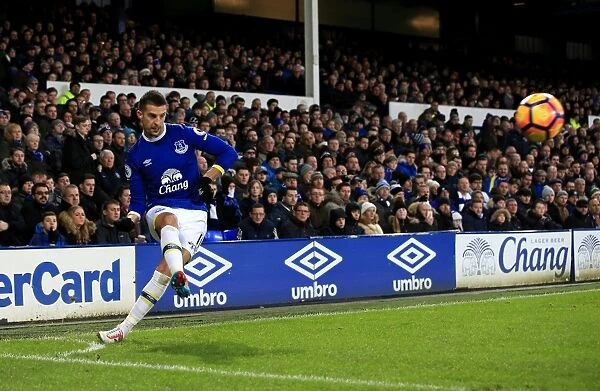Everton's Kevin Mirallas in Action against Southampton at Goodison Park, Premier League 2016-2017