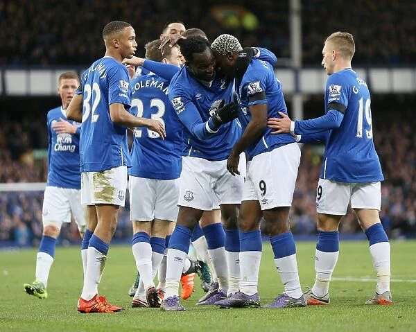 Everton's Lukaku Scores Brace: 2-0 Lead over Aston Villa (Premier League)