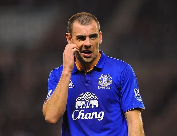 FA Cup Sixth Round Replay: Darron Gibson Leads Everton at Sunderland's Stadium of Light (27 March 2012)