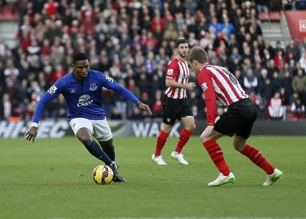 Intense Clash: Eto'o vs Davis at St. Mary's - Southampton vs Everton, Premier League