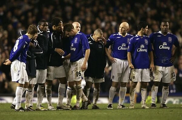 Jagielka's Missed Penalty: Everton's Disappointment in UEFA Cup Fourth Round Against Fiorentina (07 / 08)