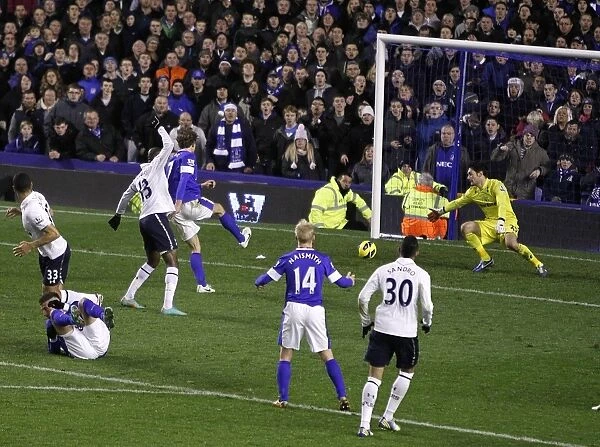Jelavic Strikes Back: Everton's Comeback Goal vs. Tottenham Hotspur (2-1)
