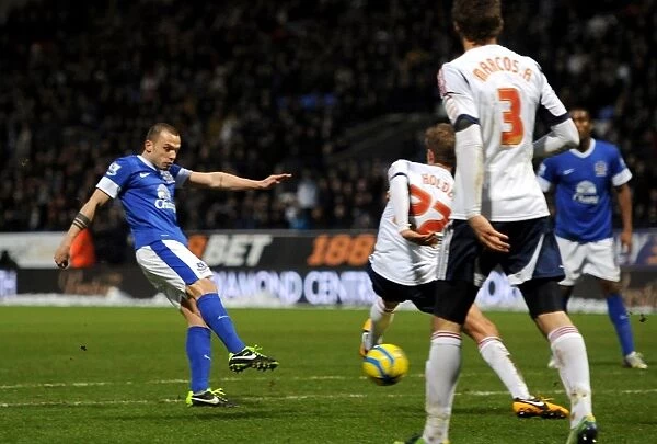 Johnny Heitinga Scores Everton's Second Goal Against Bolton Wanderers in FA Cup (2013)