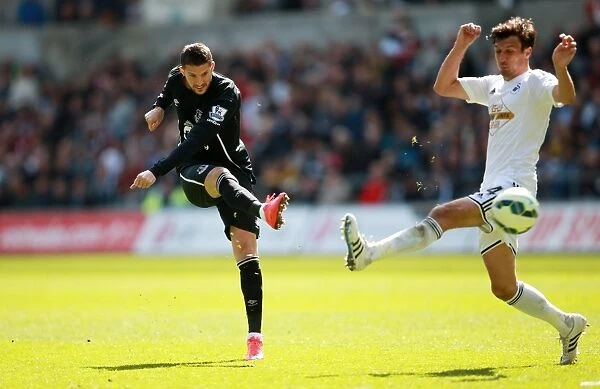 Kevin Mirallas in Action: Swansea City vs. Everton, Premier League Showdown at Liberty Stadium