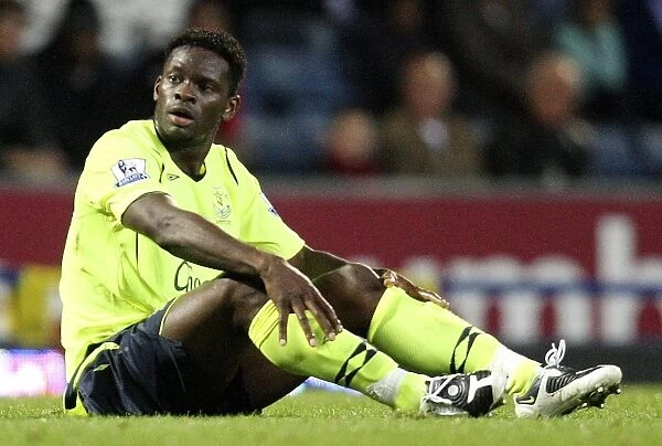Louis Saha's Devastating Moment: Everton's Agonizing Carling Cup Defeat against Blackburn Rovers (2008)
