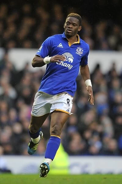 Louis Saha's Stunner: Everton's Game-Winning Goal vs. Blackburn Rovers (21 January 2012, Goodison Park)