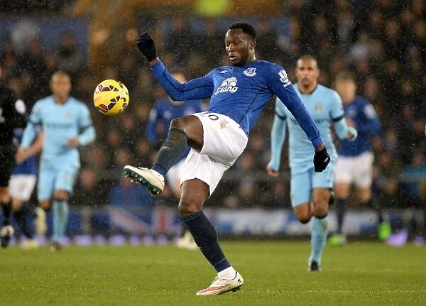 Lukaku's Battle at Goodison Park: Everton vs Manchester City - Barclays Premier League