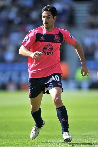 Mikel Arteta: Everton's Midfield Maestro in Action against Wigan Athletic (30 April 2011)