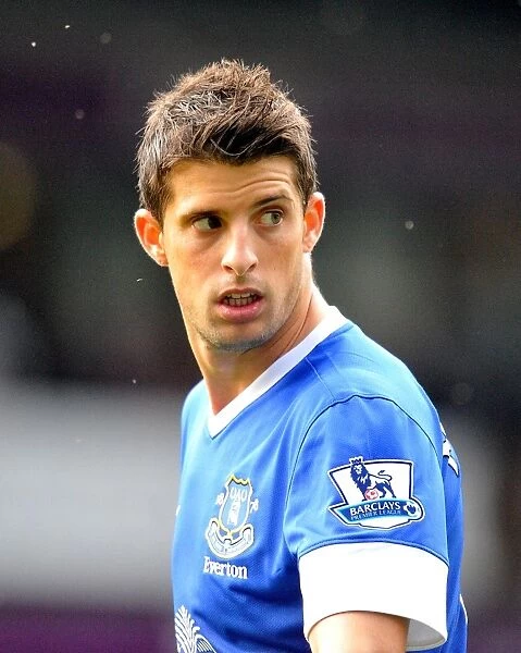 Mirallas Brilliant Performance Leads Everton to 2-0 Victory over West Bromwich Albion (01-09-2012, The Hawthorns)