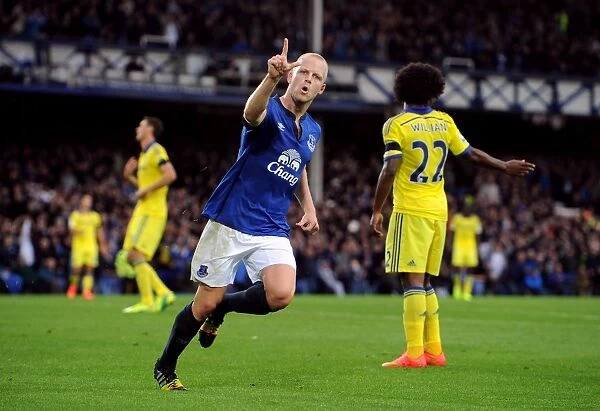 Naismith Strikes Again: Everton Takes 2-0 Lead Over Chelsea