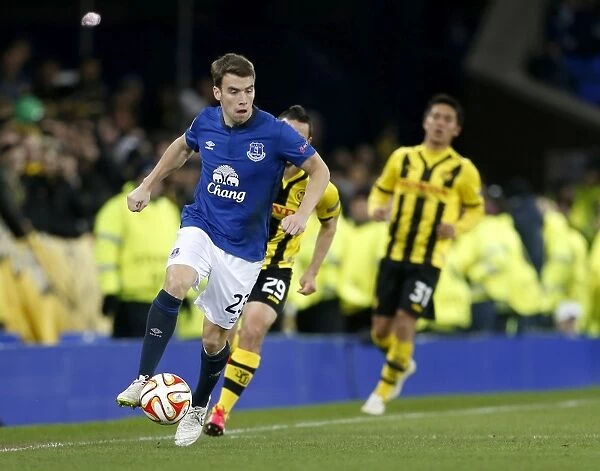 Seamus Coleman in Action: Everton vs BSC Young Boys - UEFA Europa League Round of 32