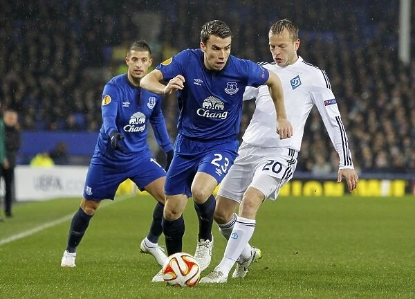 Seamus Coleman vs Oleh Husyev: Everton vs Dynamo Kiev - UEFA Europa League Round of 16 First Leg Clash at Goodison Park