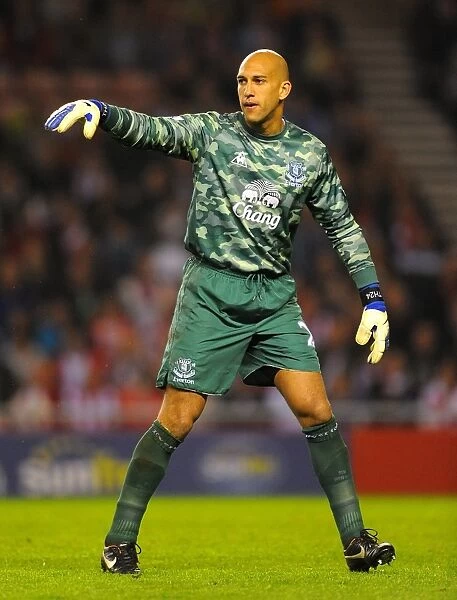 Tim Howard's Unwavering Determination: Everton's FA Cup Sixth Round Replay Victory at Sunderland's Stadium of Light (27 March 2012)