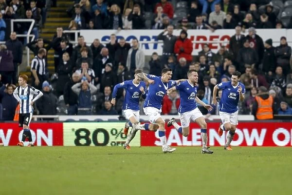 Tom Cleverley Scores First Goal for Everton at St. James Park Against Newcastle United