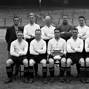Former Players & Staff Photographic Print Collection: Team Group