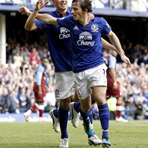Baines Scores and Celebrates with Bilyaletdinov: Everton's Penalty Goal vs Aston Villa (September 10, 2011)