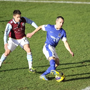 Premier League Photographic Print Collection: Everton 3 v Aston Villa 3 : Goodison Park : 02-02-2013
