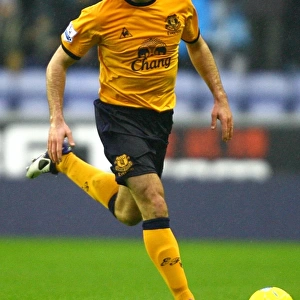 Darron Gibson in Action: Everton vs. Wigan Athletic, Barclays Premier League (04 February 2012)