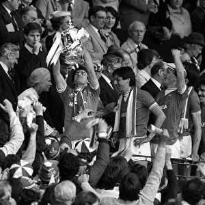 Everton FC: Kevin Ratcliffe Lifts the FA Cup after Historic 2-0 Victory over Watford (1984)